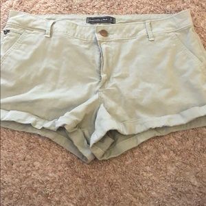 Olive Abercrombie & Fitch shorts